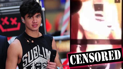 calum hood leaked nudes|5SOS singer on that naked Snapchat video that went viral